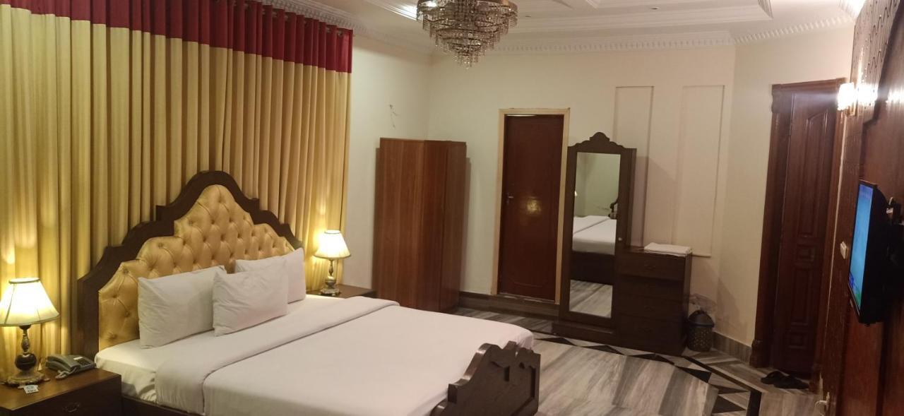 Executive Galaxy Guest House 이슬라마바드 외부 사진